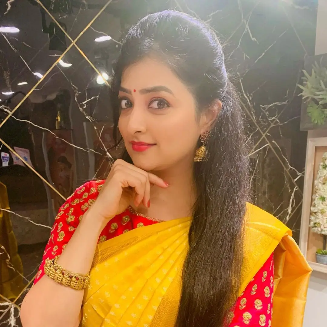 ETV Abhiruchi Madhuri Kandavalli In Yellow Saree Red Blouse